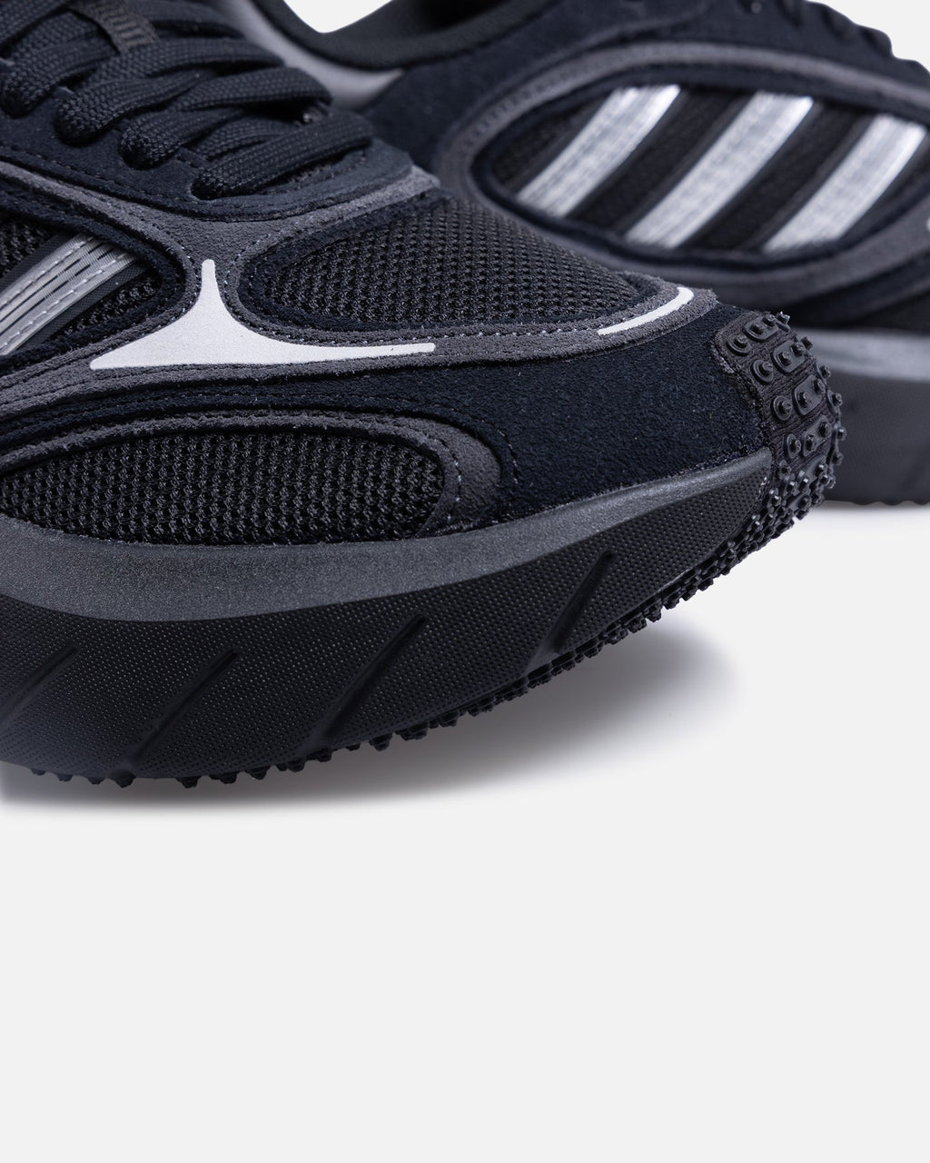 Men's Black Low-Cut Sporty Casual Shoes