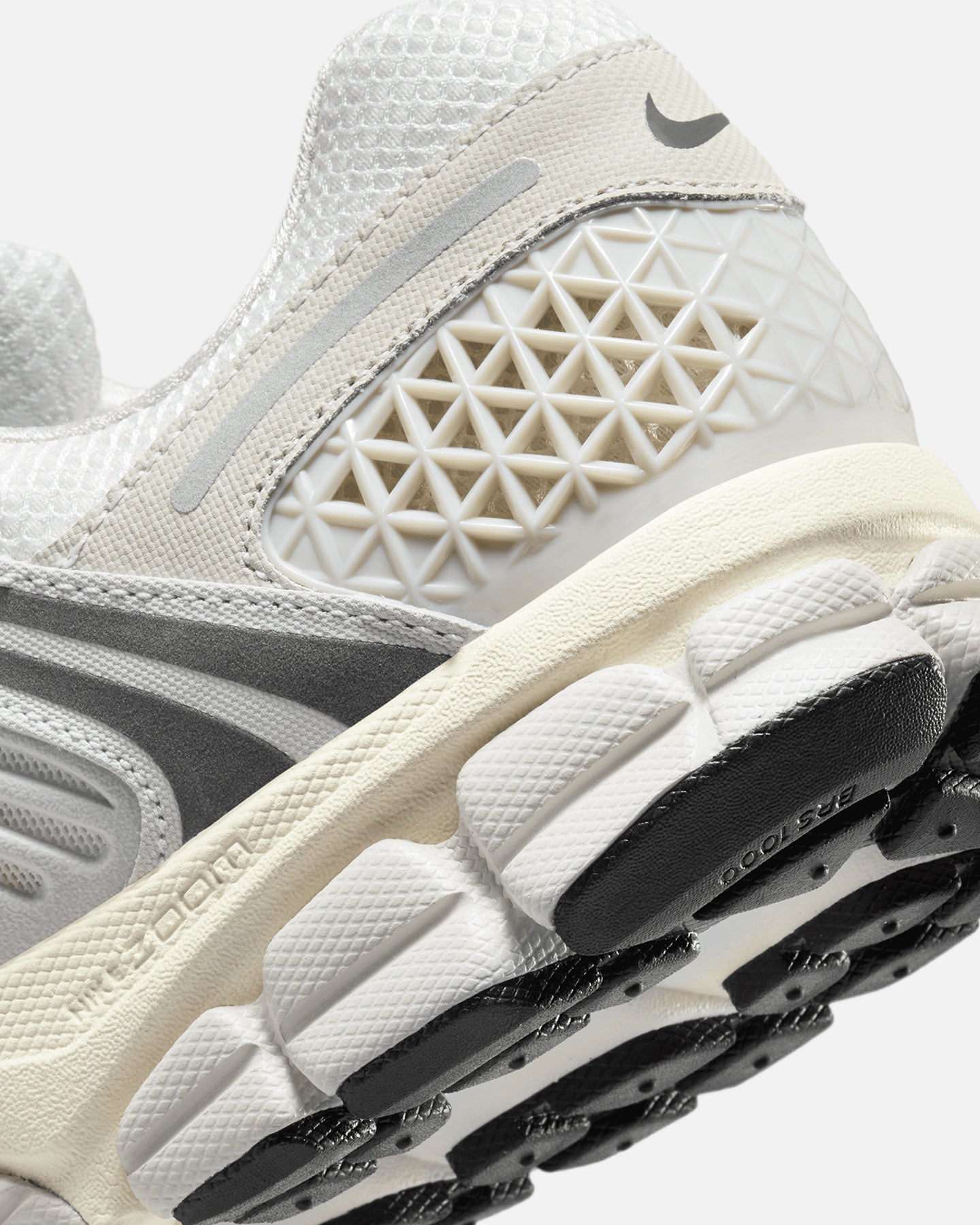 Men's Cushioned Lifestyle Shoes - Platinum Tint/Photon Dust