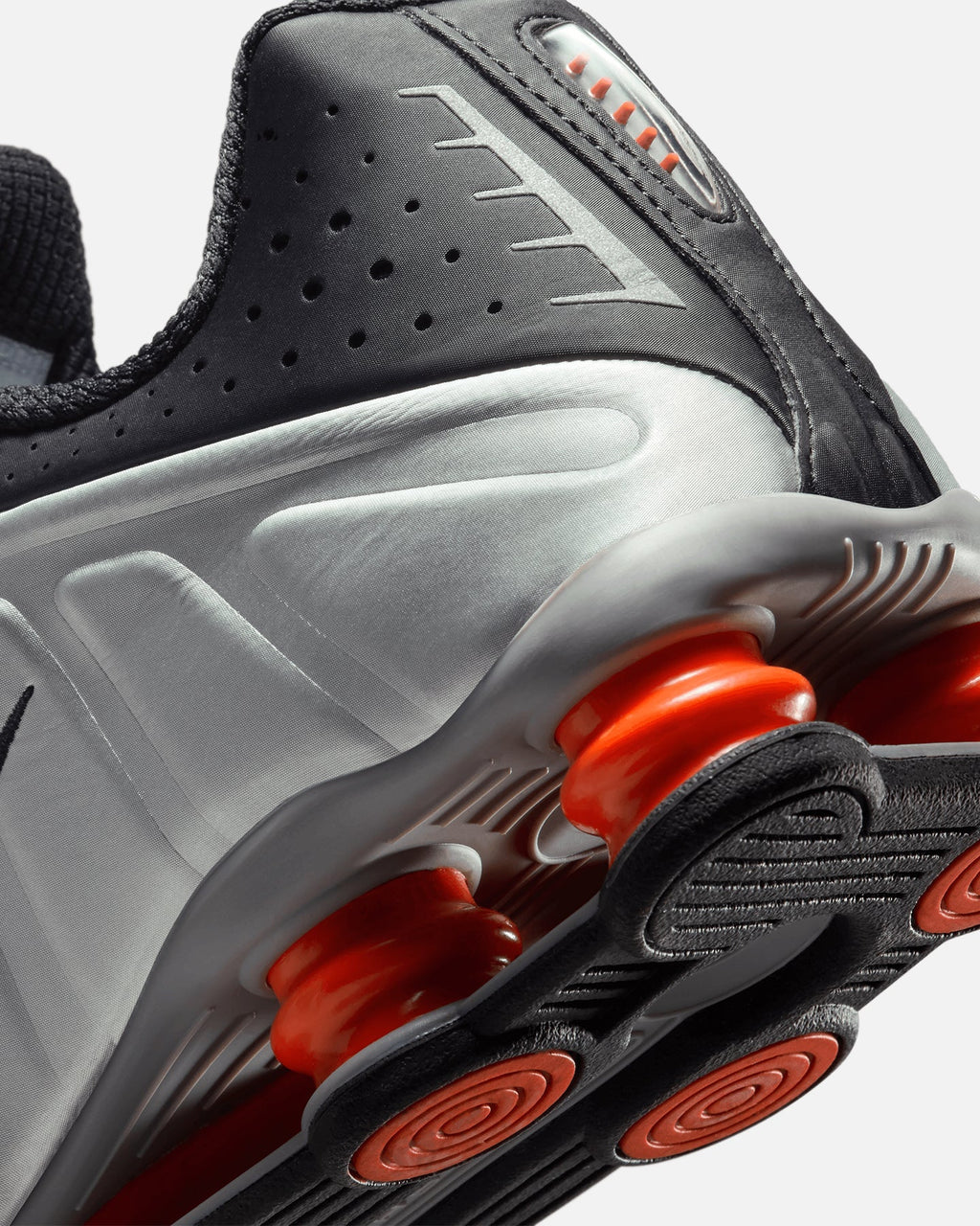 Low-Cut Performance Trainers - Silver/Black