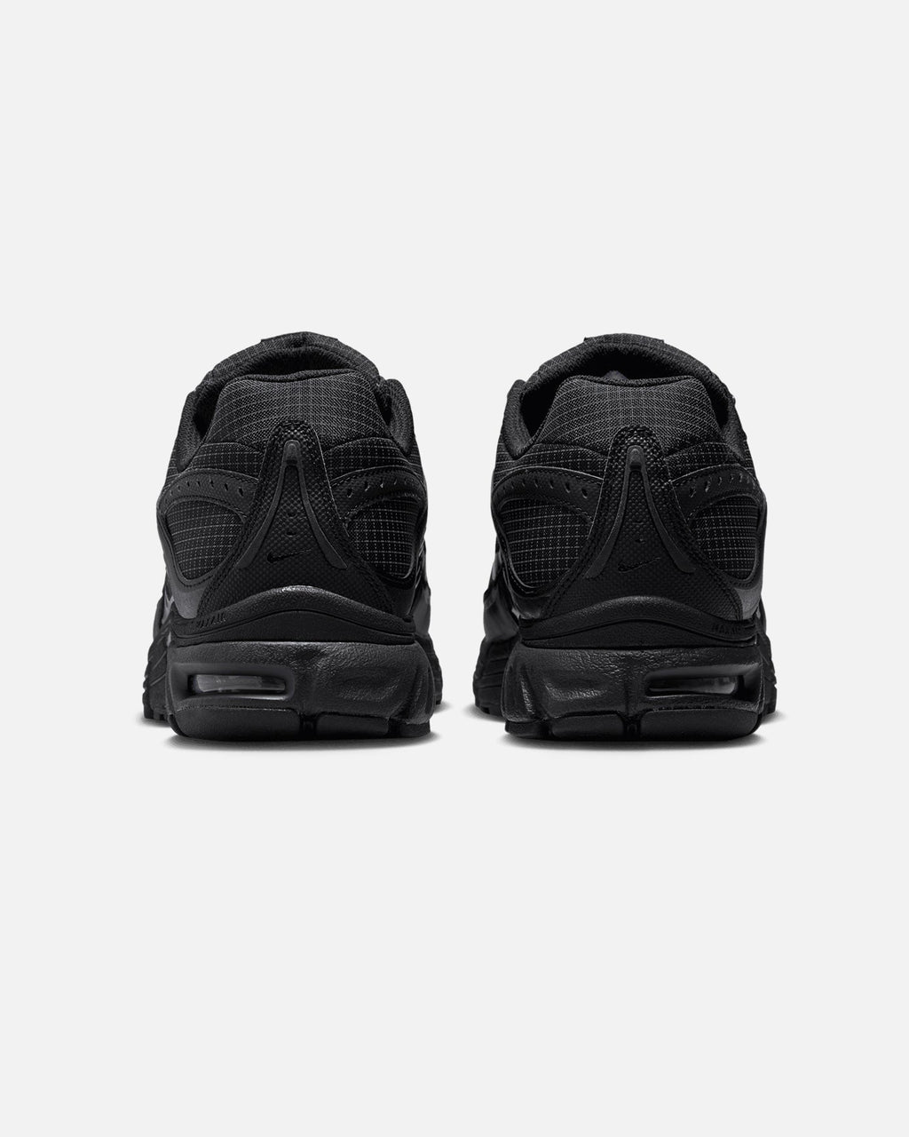 Black Low-Cut Athletic Sneakers with Cushioning