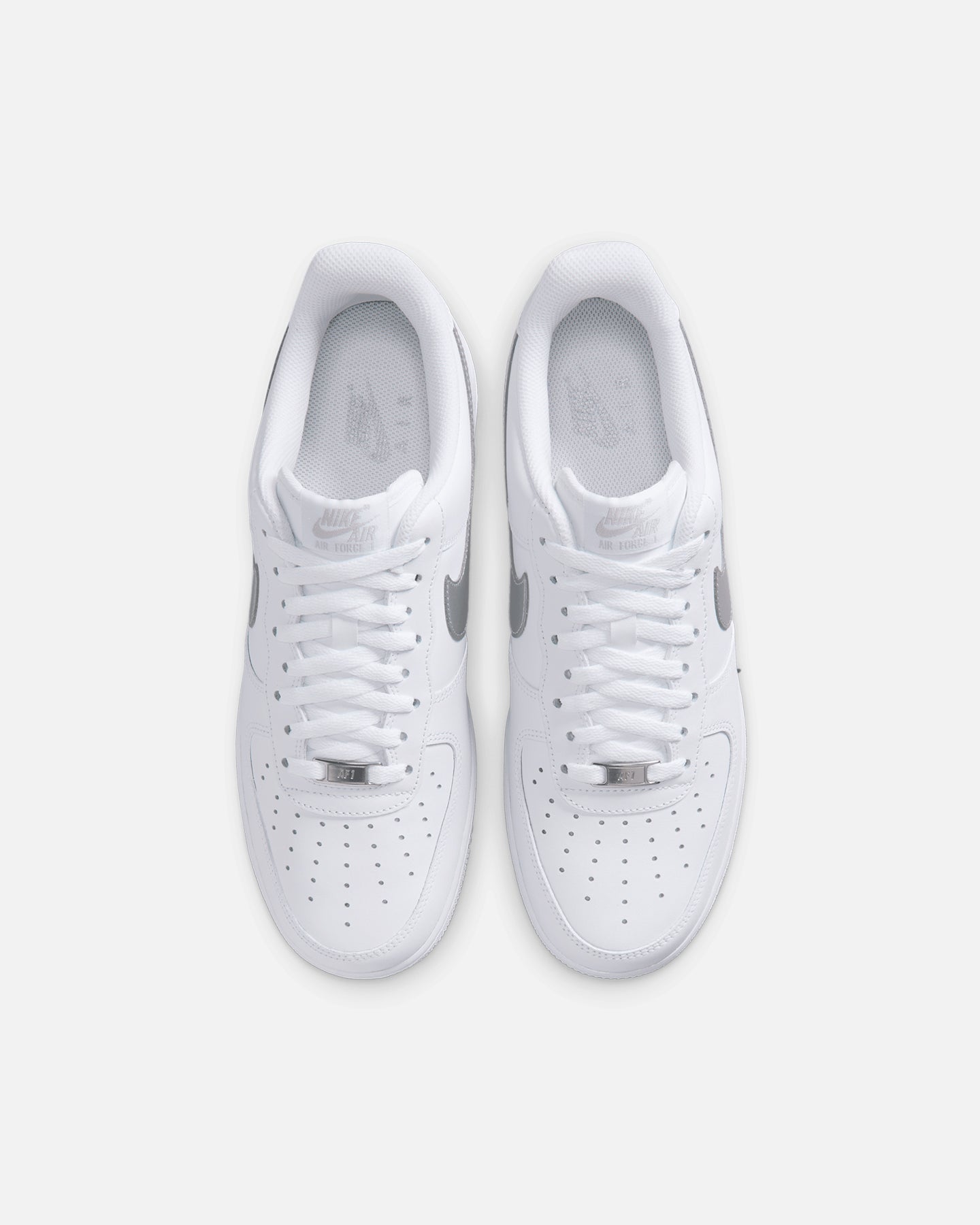 Low-Cut Casual Athletic Shoe - White/Metallic
