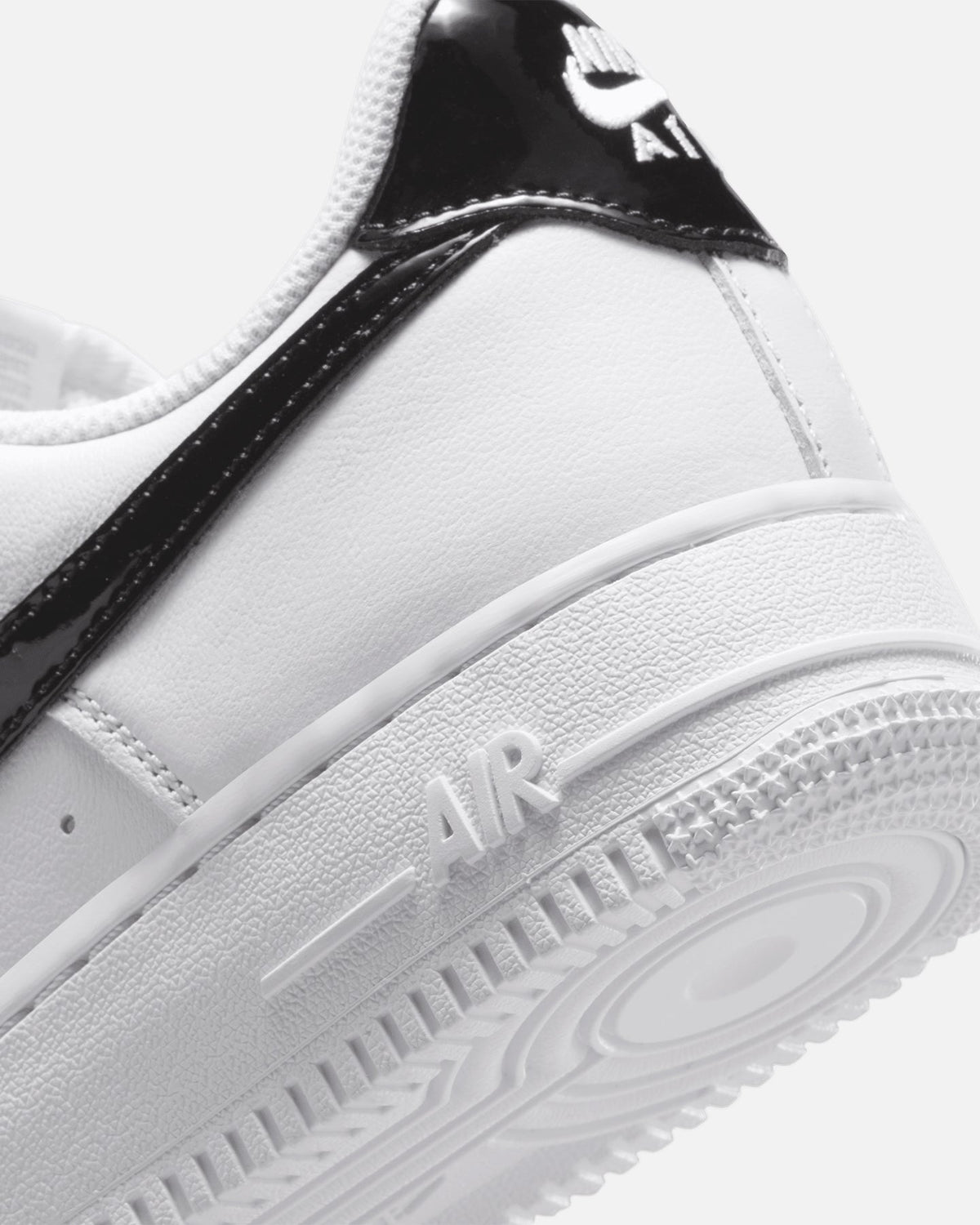 Women's Low-Cut Casual Shoes - White/Black