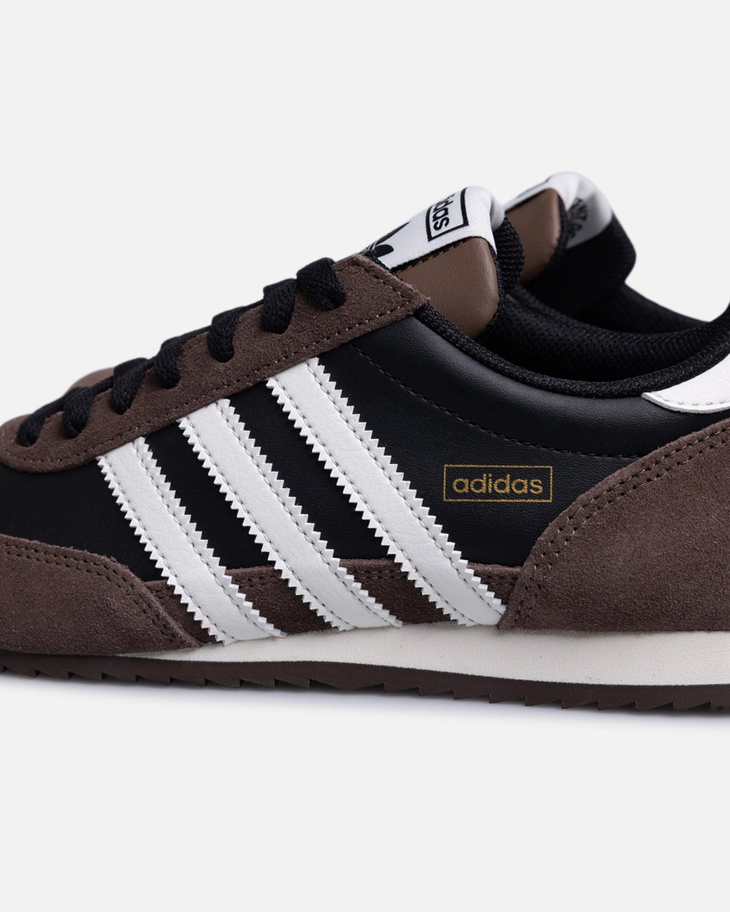 Retro Casual Low-Cut Sneakers - Black/White