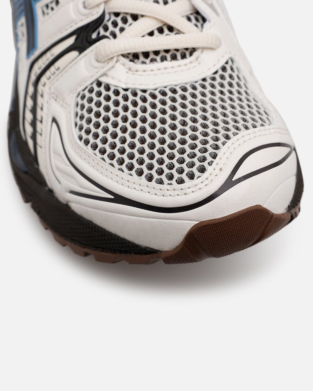 Retro-Inspired Low-Cut Sports Shoe - White/Blue