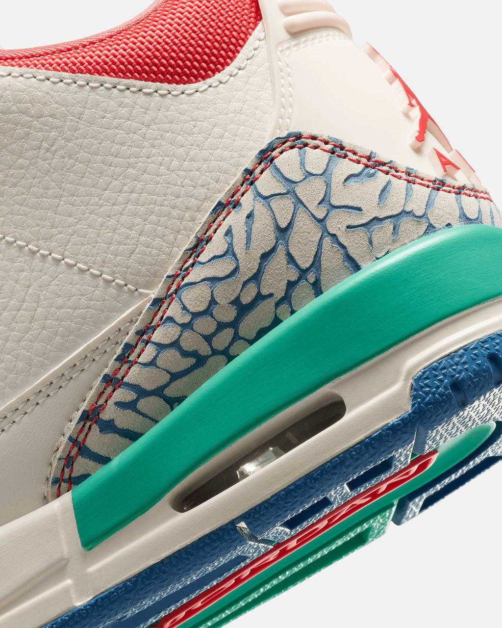 Kids' Mid-Cut Athletic Shoes - Chalk with Blue & Red