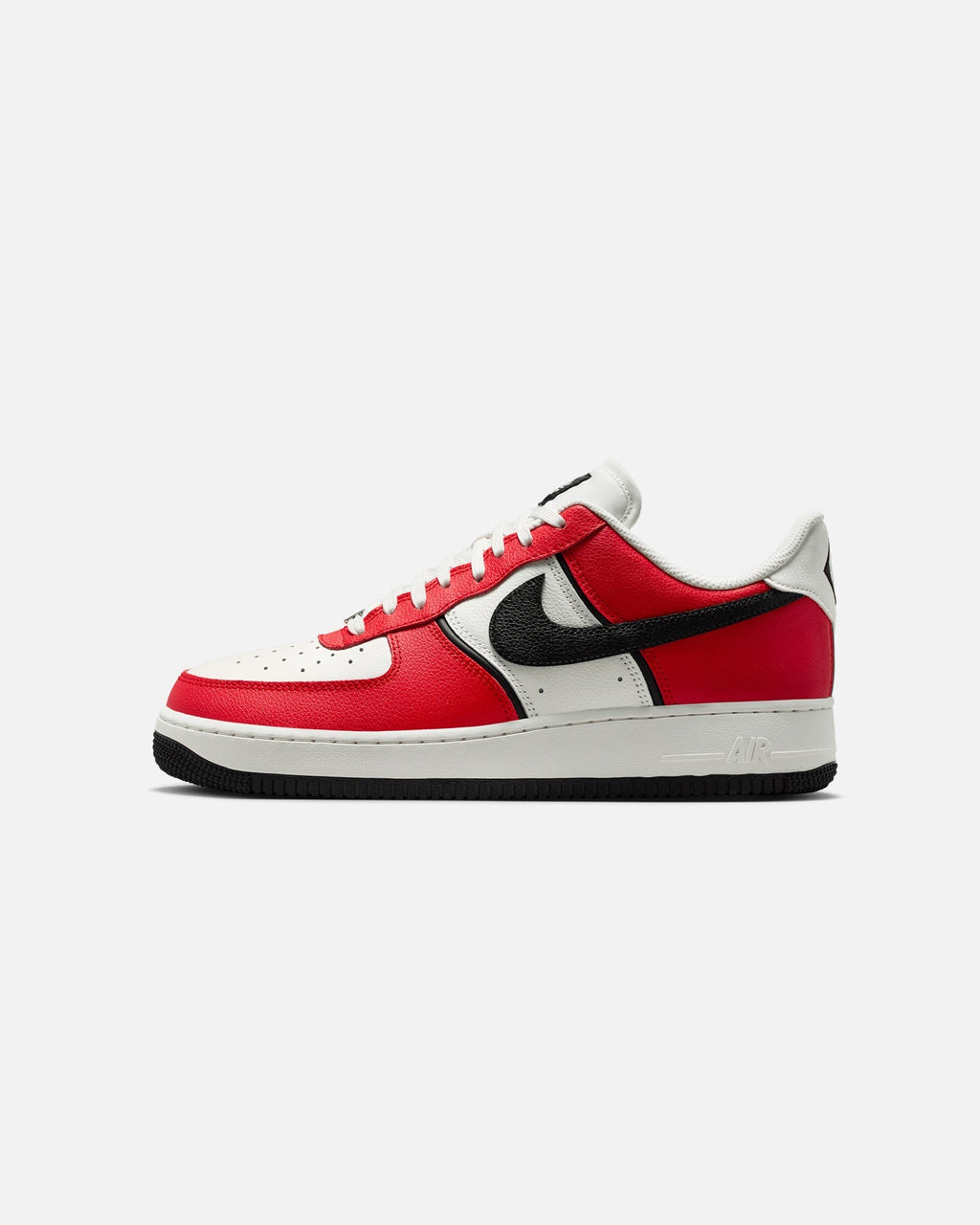 Classic Low-Top Lifestyle Shoes - University Red