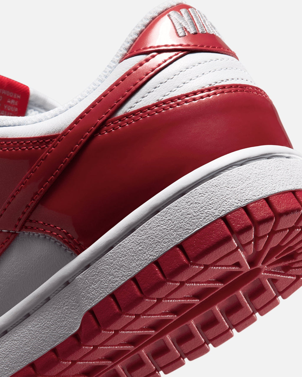 Women's Low-Top Casual Sneakers - White/University Red
