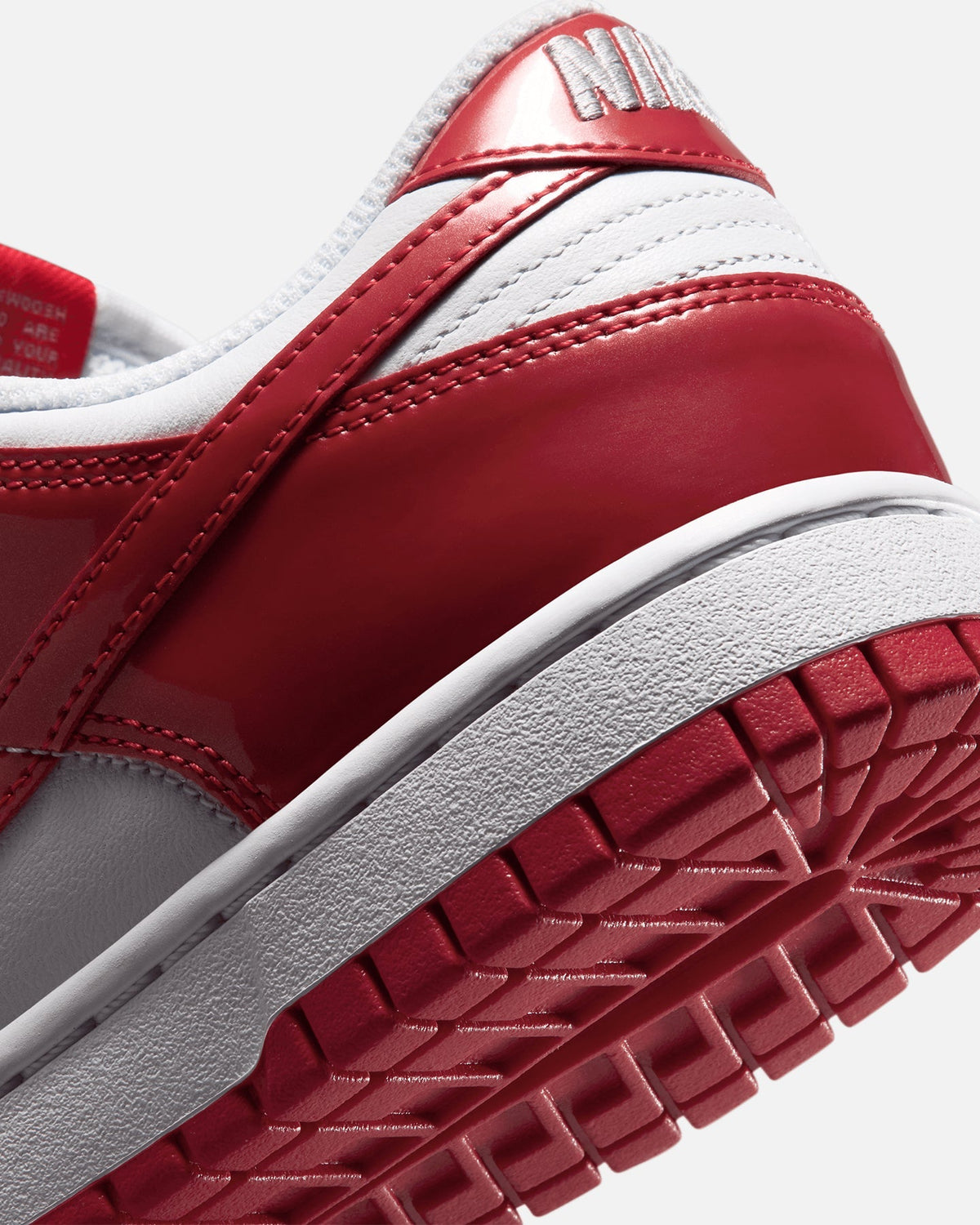 Women's Low-Top Casual Sneakers - White/University Red