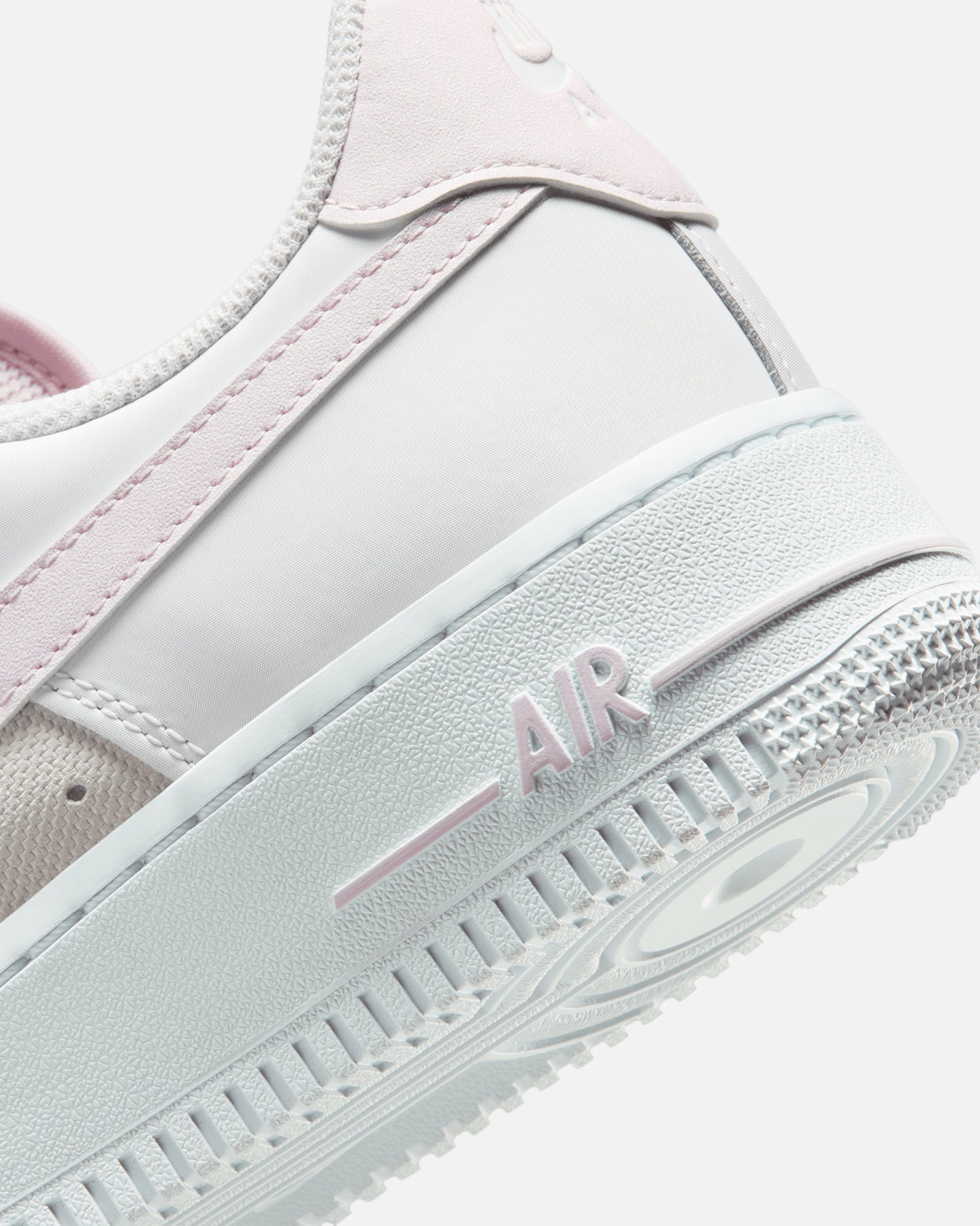 Women's Low-Top Casual Sneakers - White