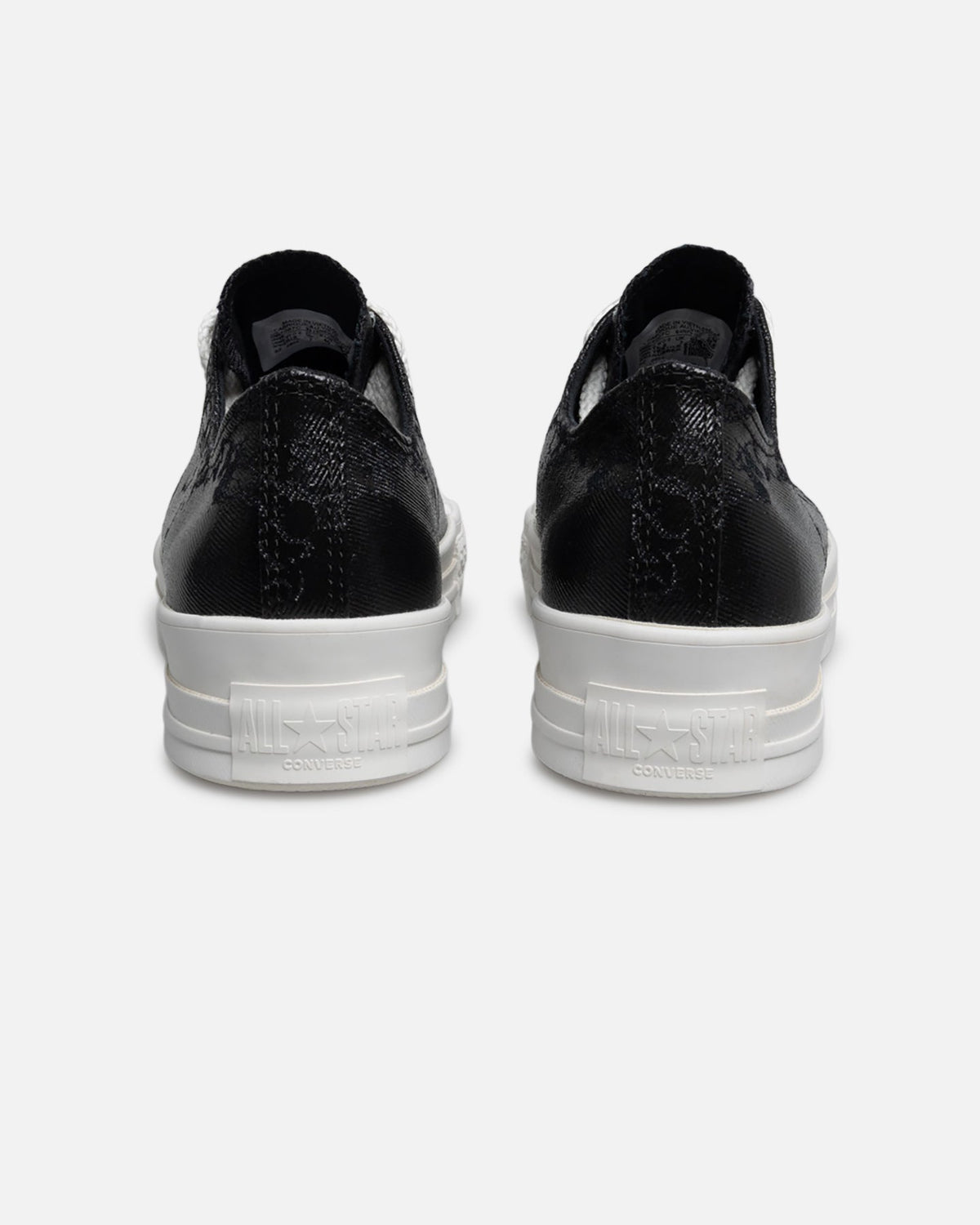 Low-Cut Canvas Lifestyle Shoes - Black/Vintage White