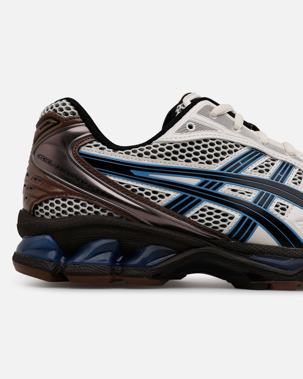 Retro-Inspired Low-Cut Sports Shoe - White/Blue