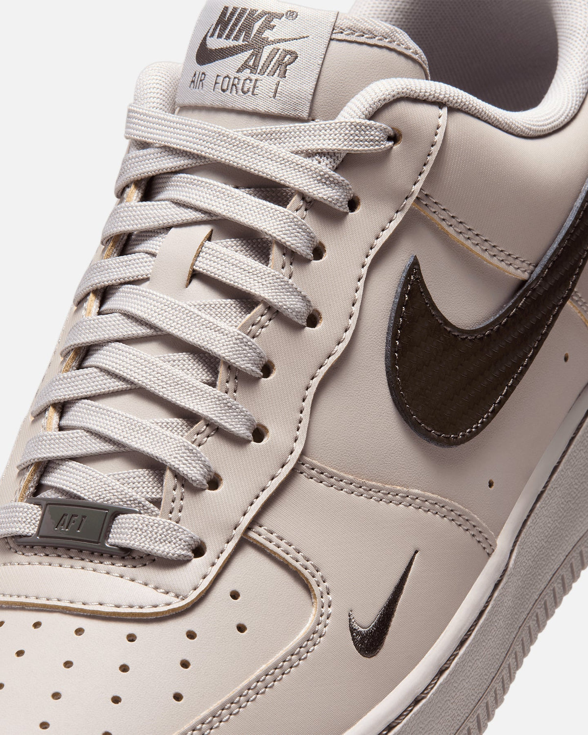 Classic Low-Top Lifestyle Sneakers - College Grey