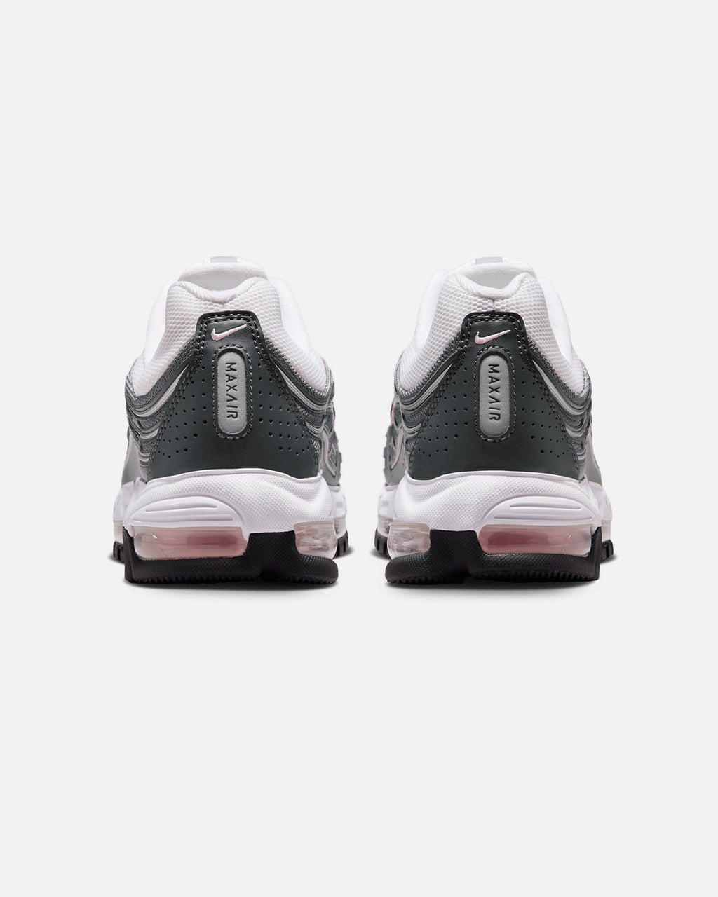 White & Black Low-Cut Cushioned Sport Shoes