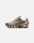 Women's Cream Athletic Footwear with Responsive Cushioning