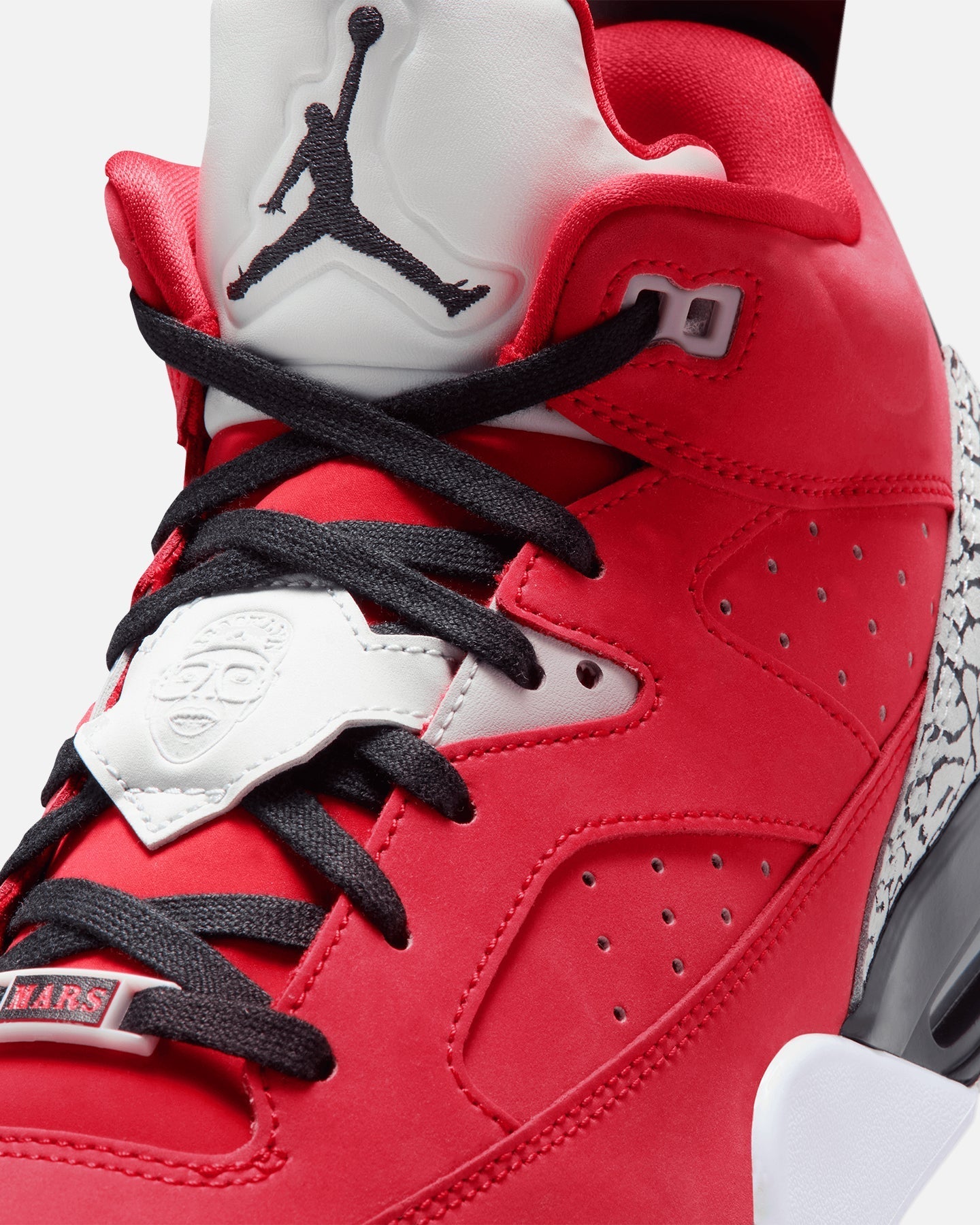 Men's Low-Cut Casual Sports Shoes - Fire Red
