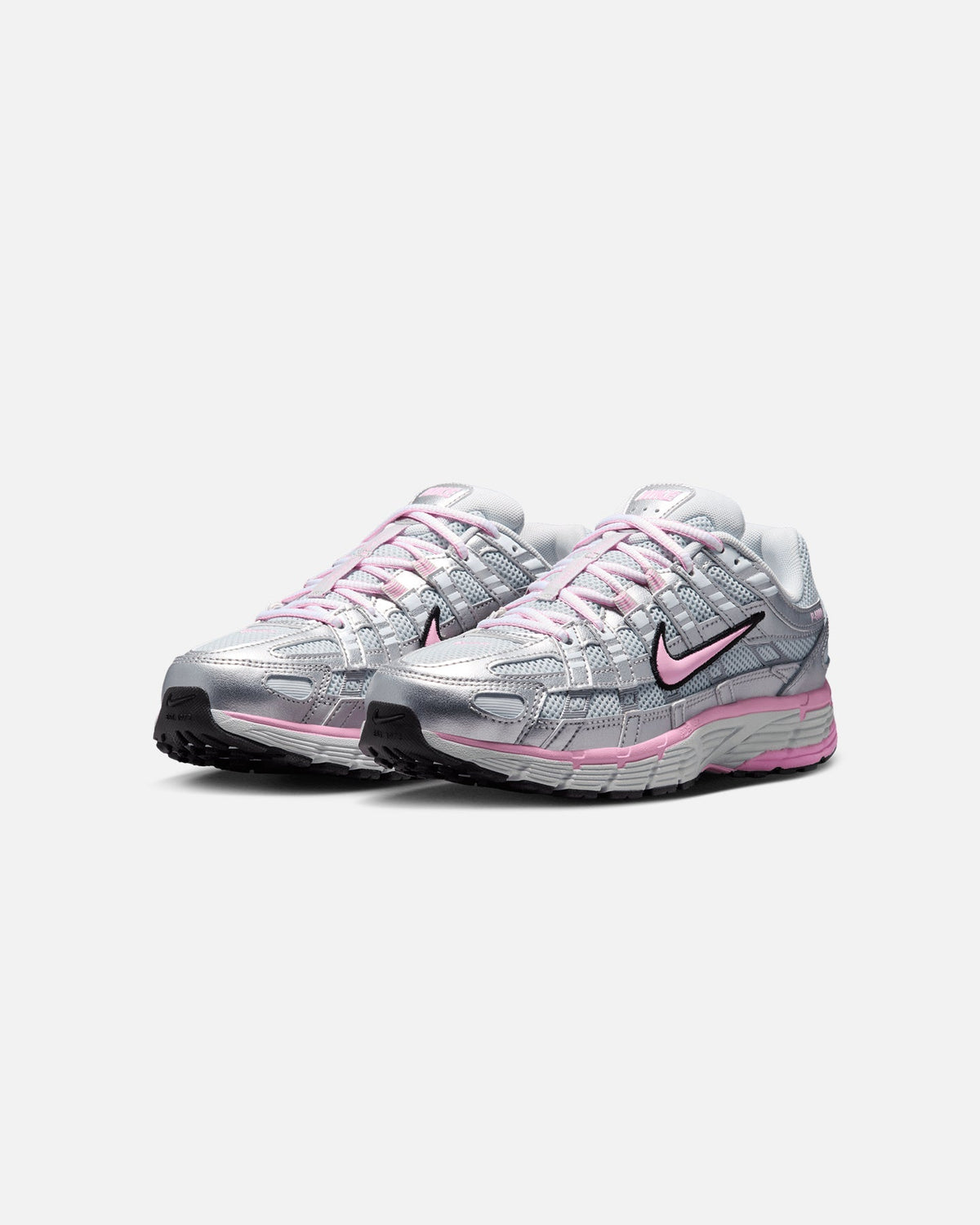 Women's Retro-Inspired Athletic Trainers - Platinum