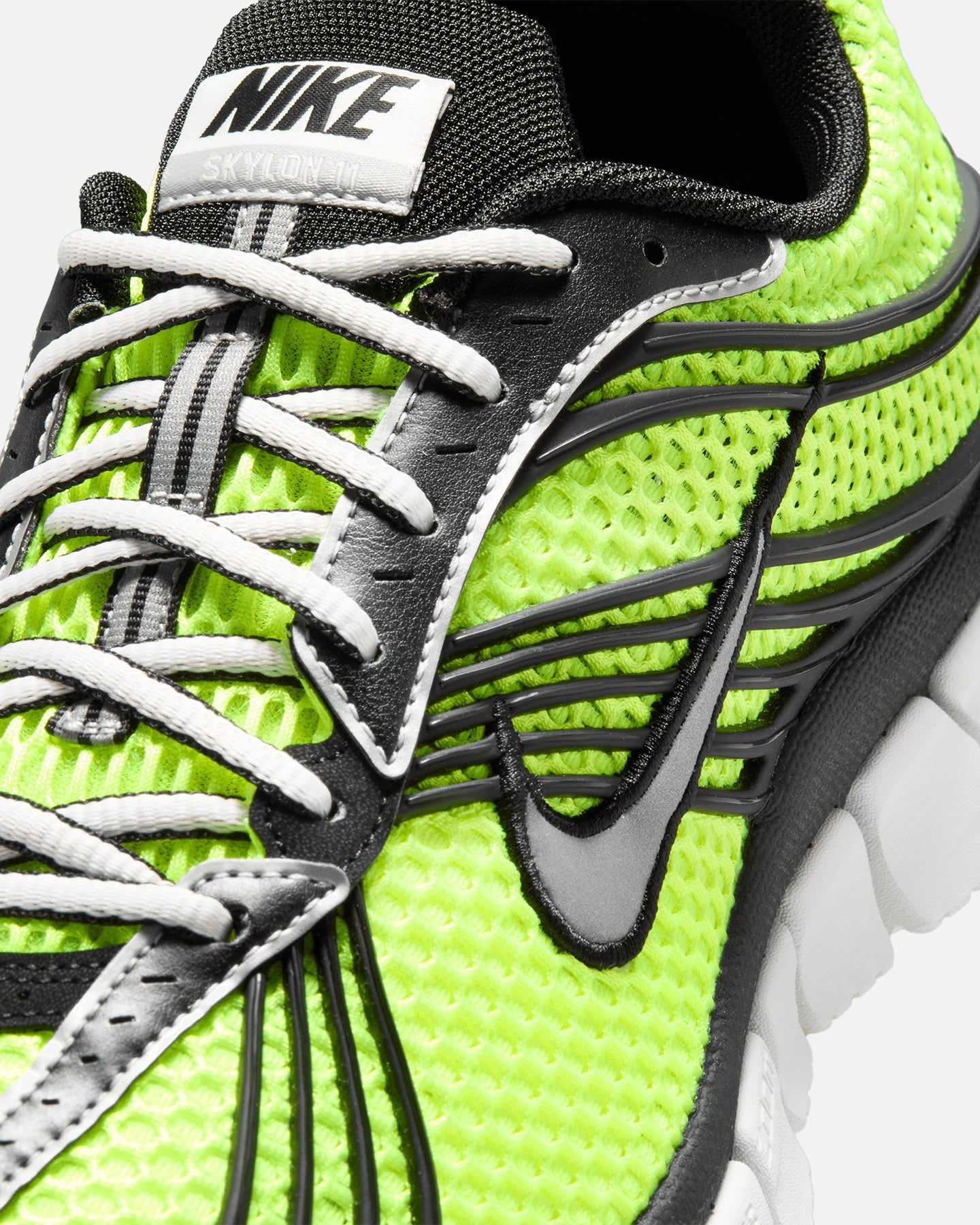 Aerodynamic Cushioned Runner Shoes - Volt Tone