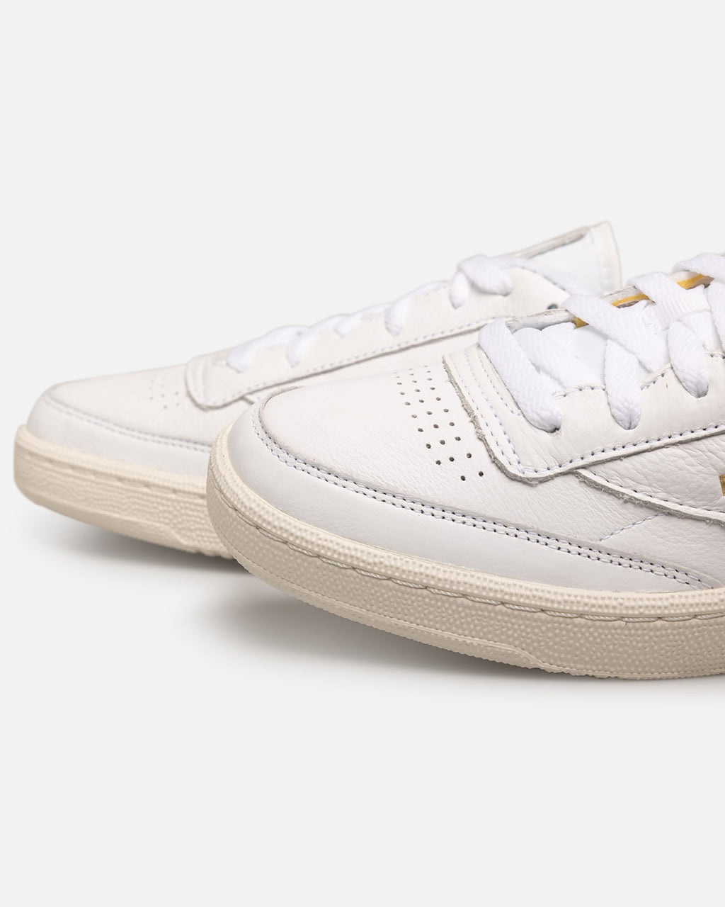 Classic White Low-Top Leather Casual Sneakers