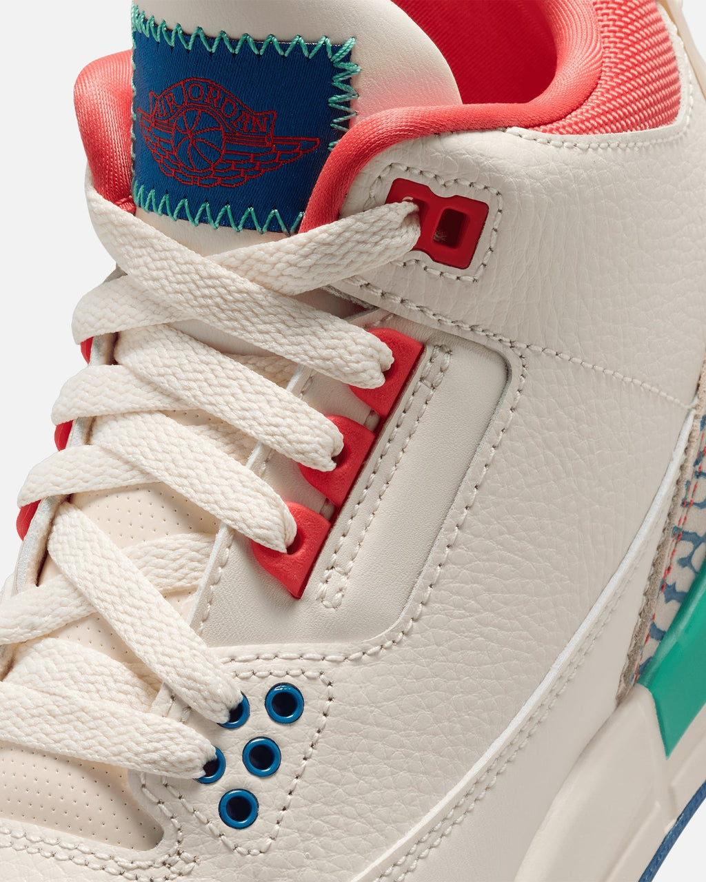 Kids' Mid-Cut Athletic Shoes - Chalk with Blue & Red