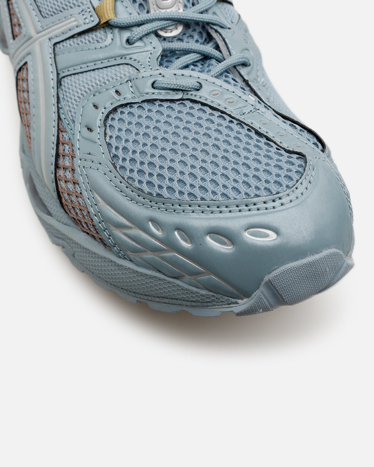 Men's Cushioned Low-Cut Athletic Sneaker