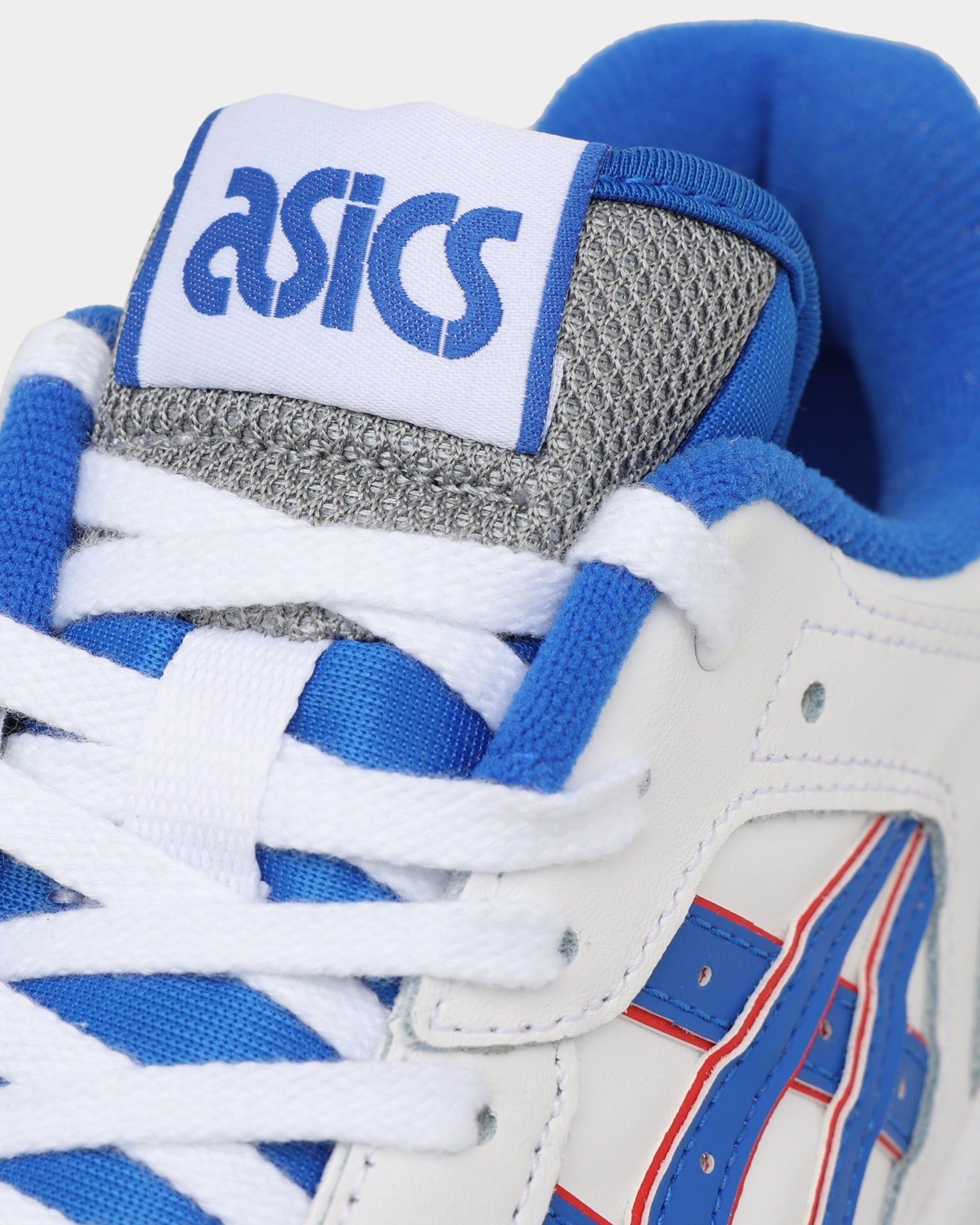 Women's Sport-Inspired Sneakers - White/Blue