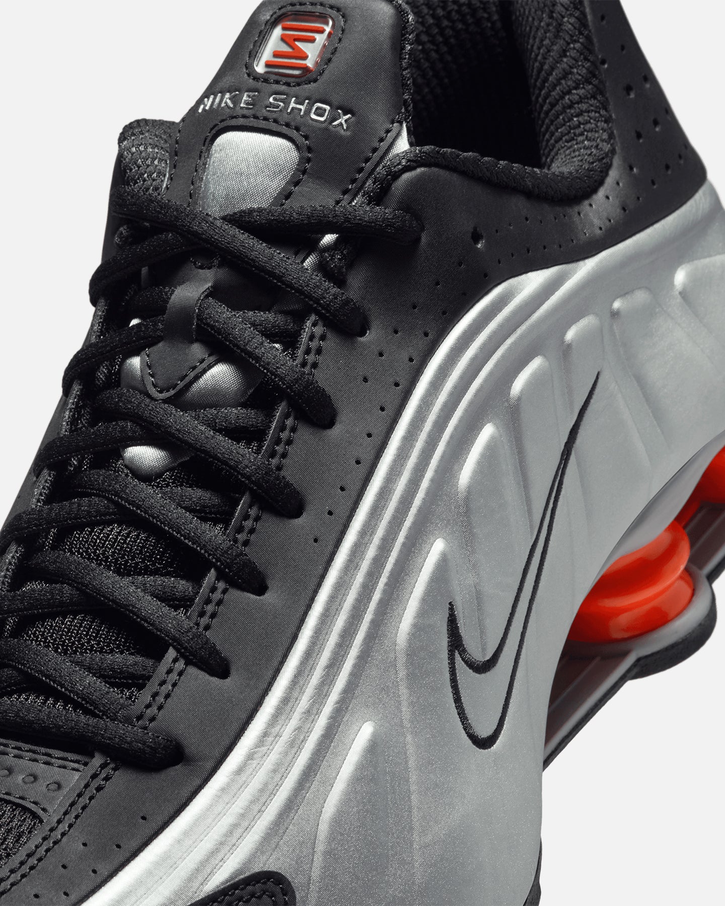 Low-Cut Performance Trainers - Silver/Black