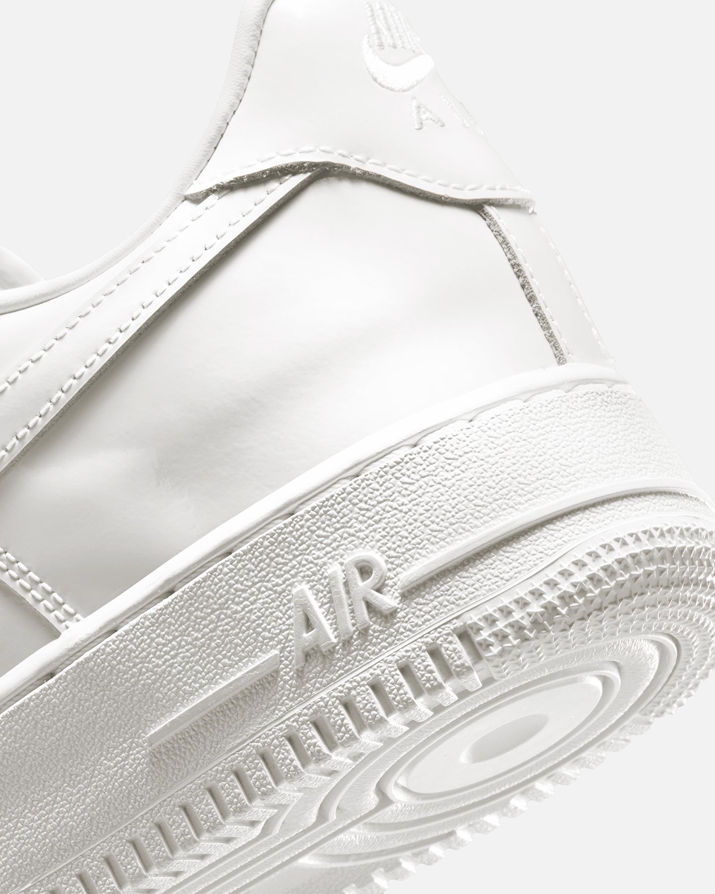 Classic White Patent Leather Low-Top Shoes