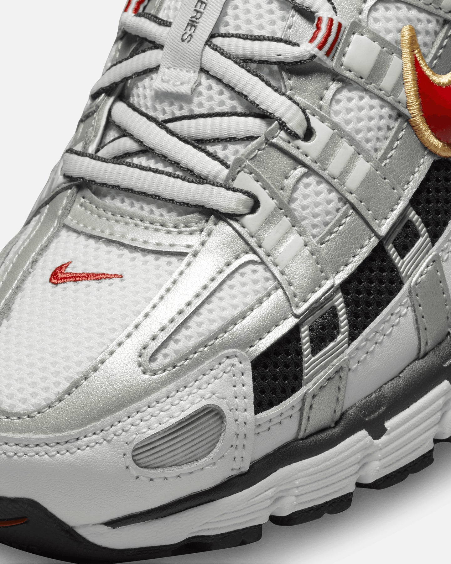 Women's Retro Running Style Trainers - White/Red
