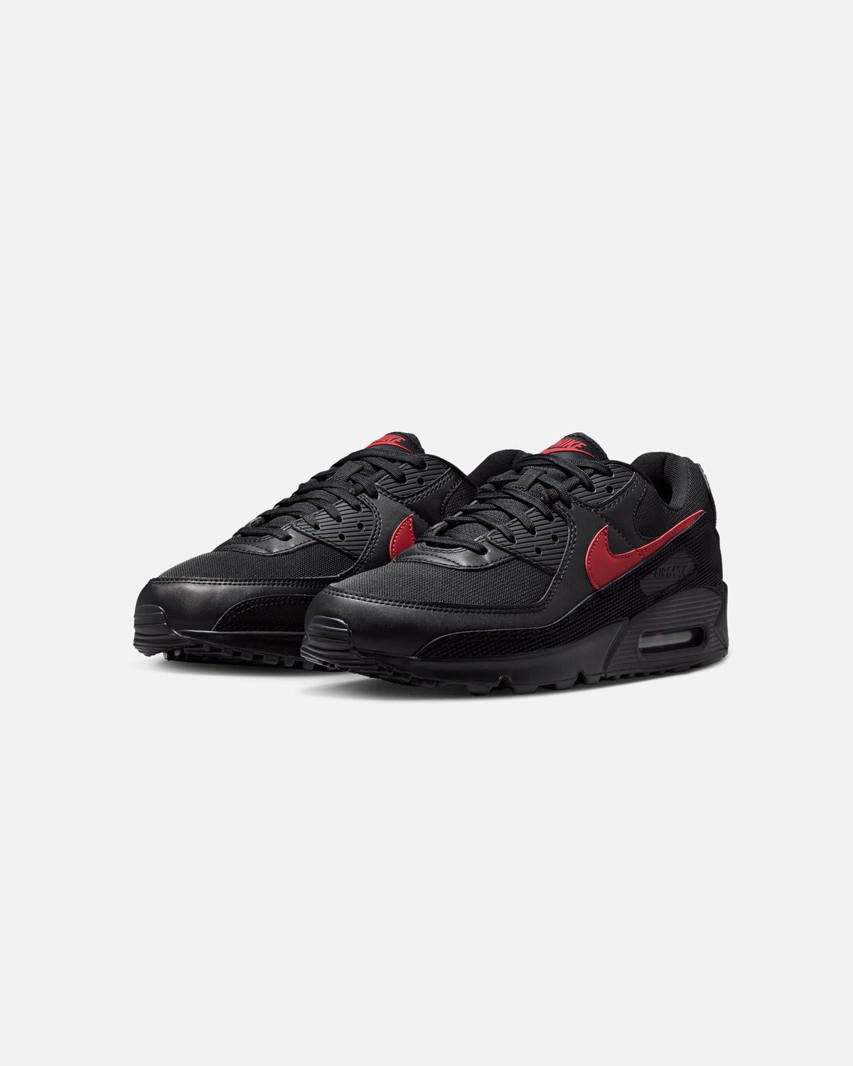Low-Cut Athletic Shoe - Black/Red