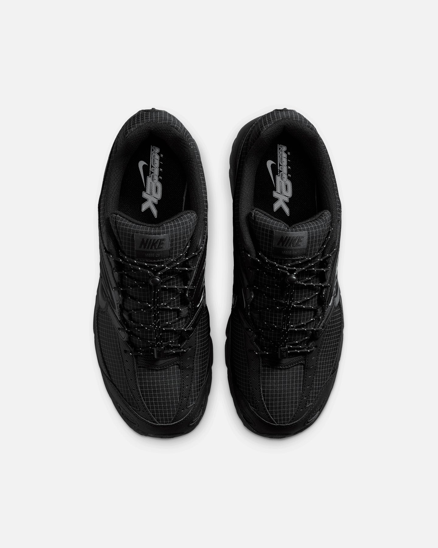 Black Low-Cut Athletic Sneakers with Cushioning