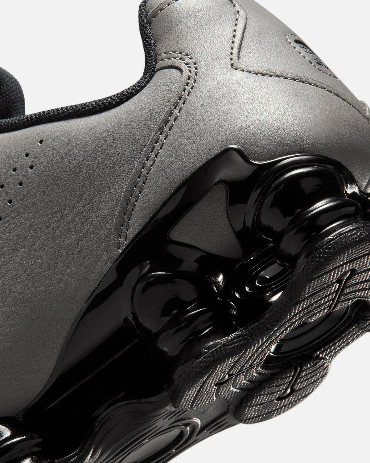 Men's Cushioned Athletic Footwear - Flat Pewter