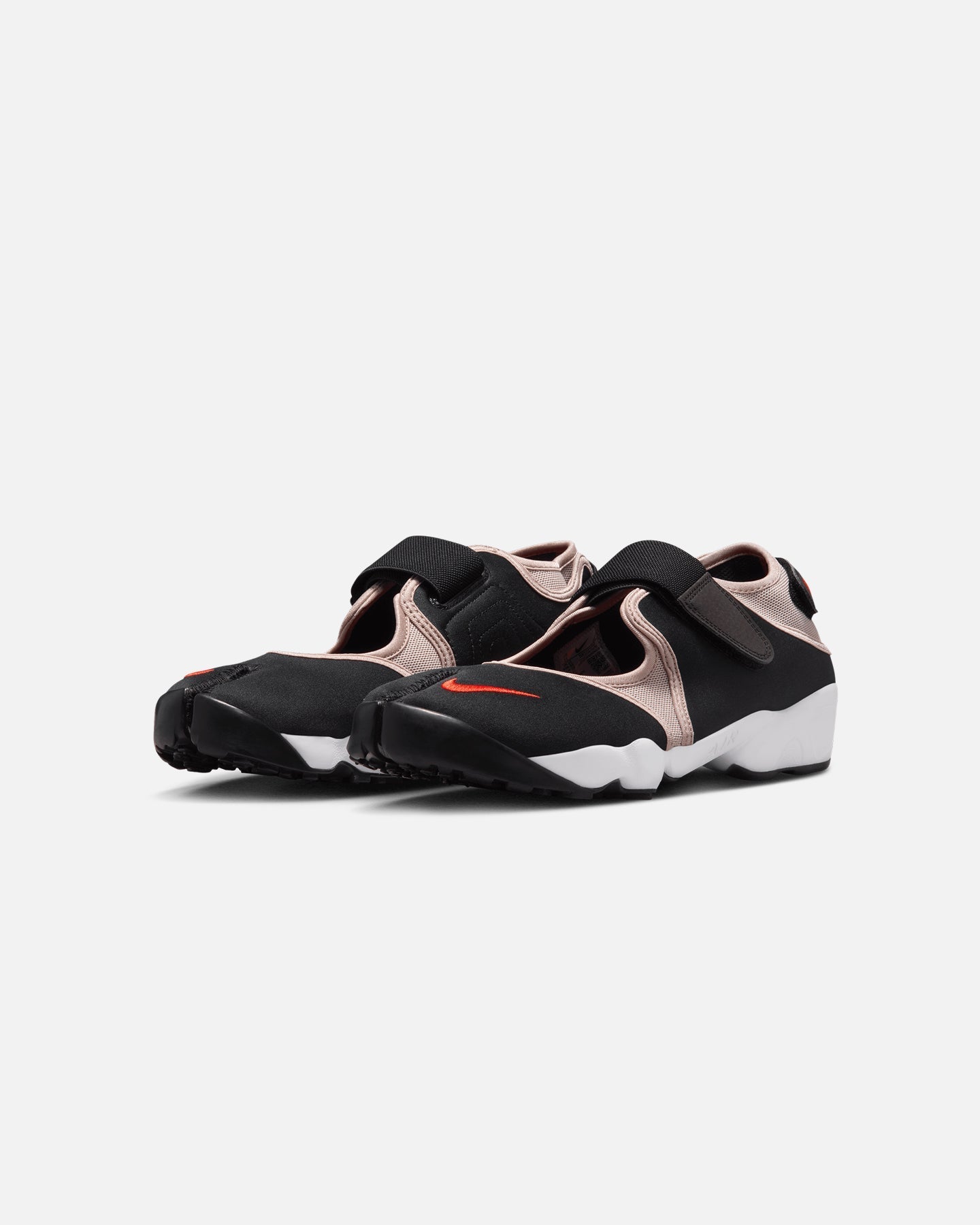 Lightweight Split-Toe Shoes Black & Red