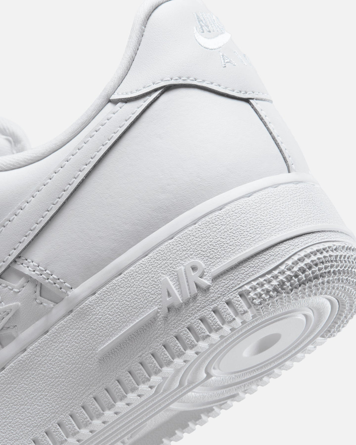 White Low-Top Casual Leather Sneakers