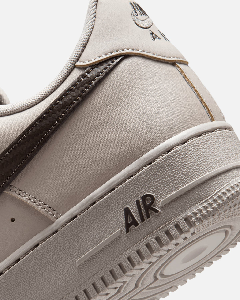Classic Low-Top Lifestyle Sneakers - College Grey