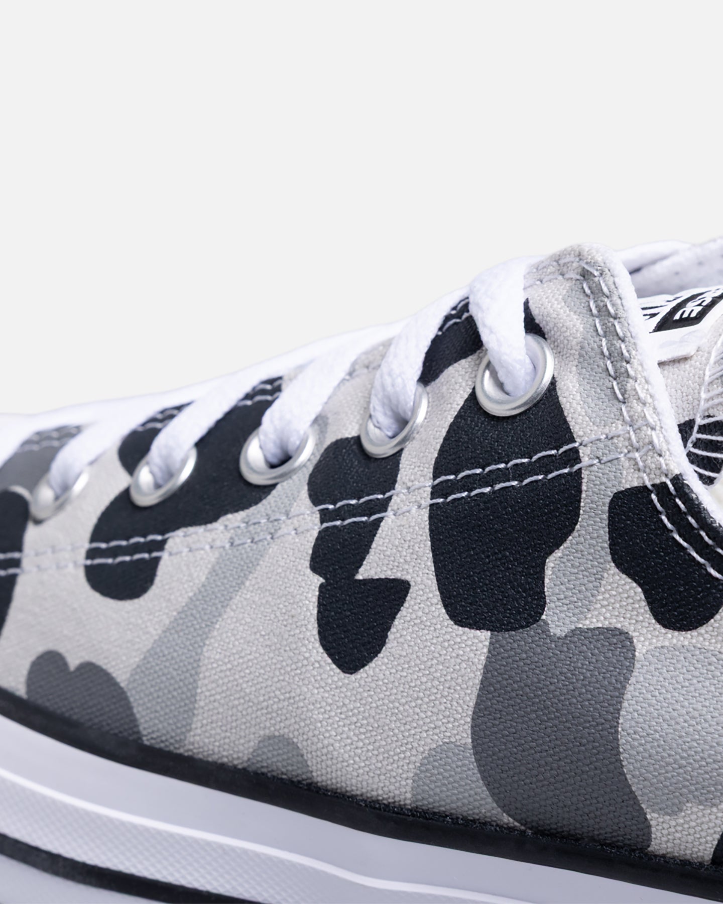 Low-Top Canvas Shoes - Grey Camo