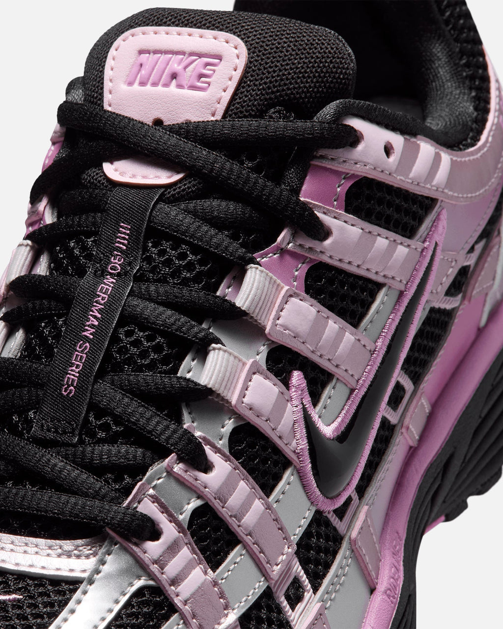 Women's Retro Style Athletic Shoes - Black