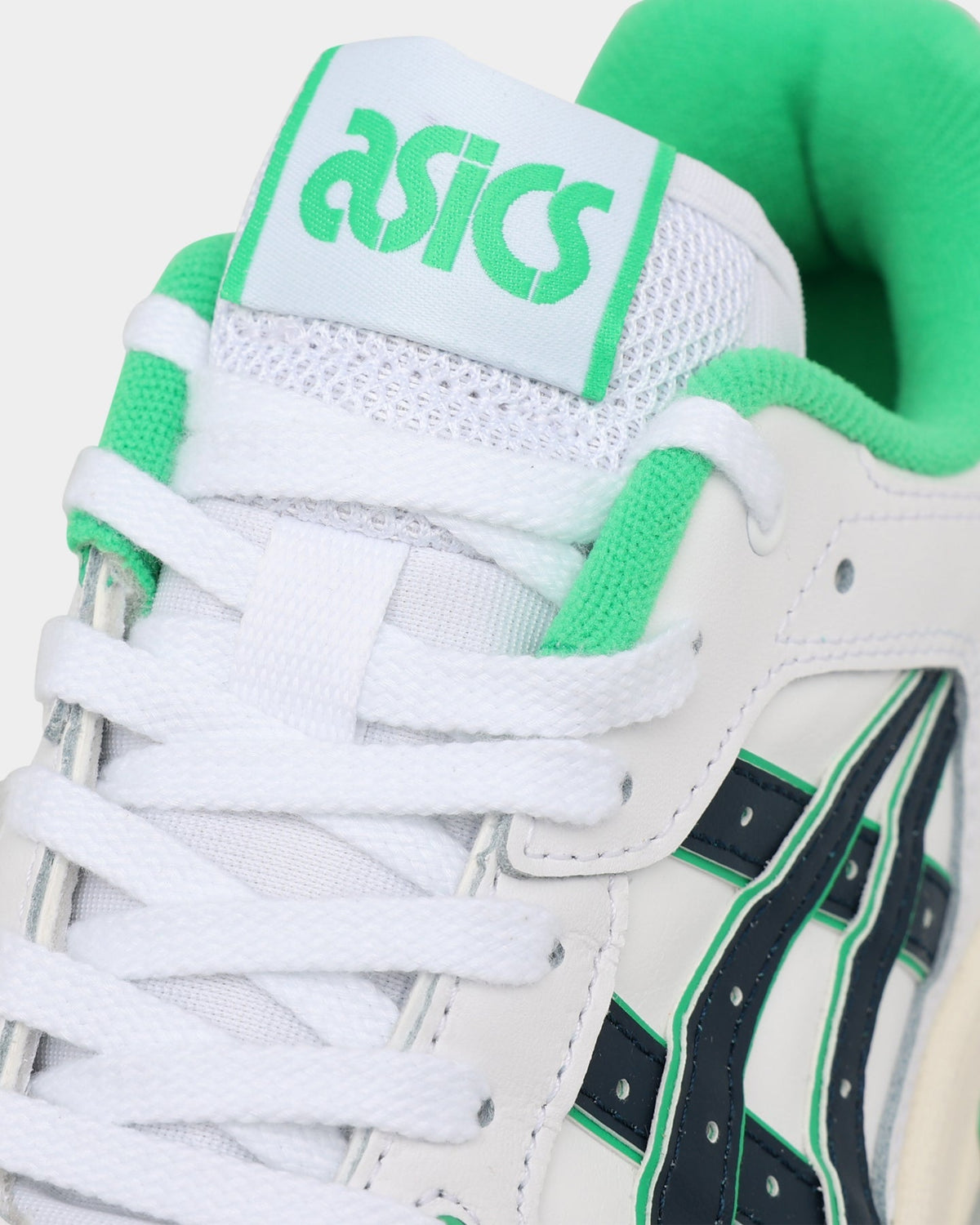 Women's Sporty Sneakers - White/Blue