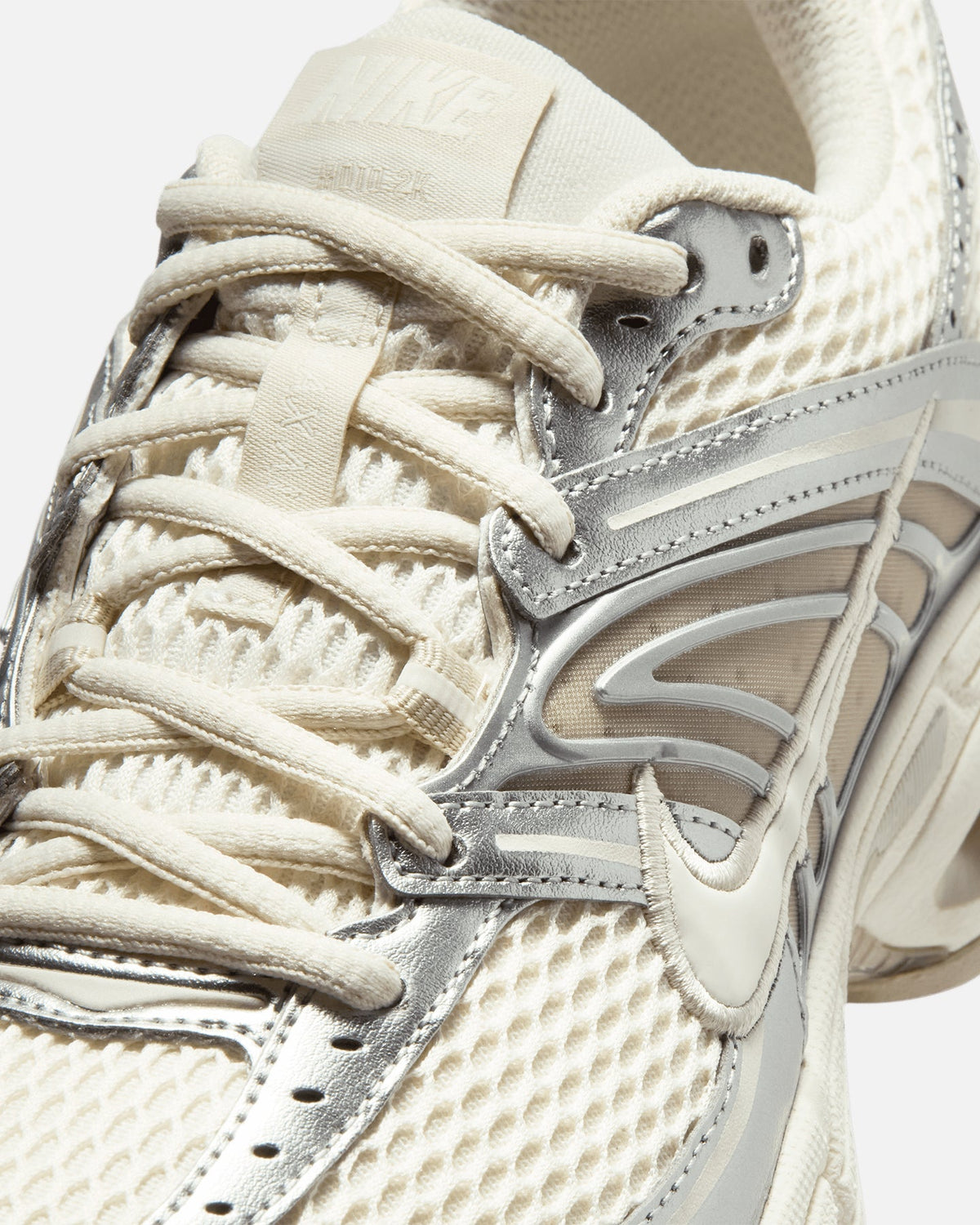 Women's Low-Cut Casual Athletic Shoes - Pale Ivory